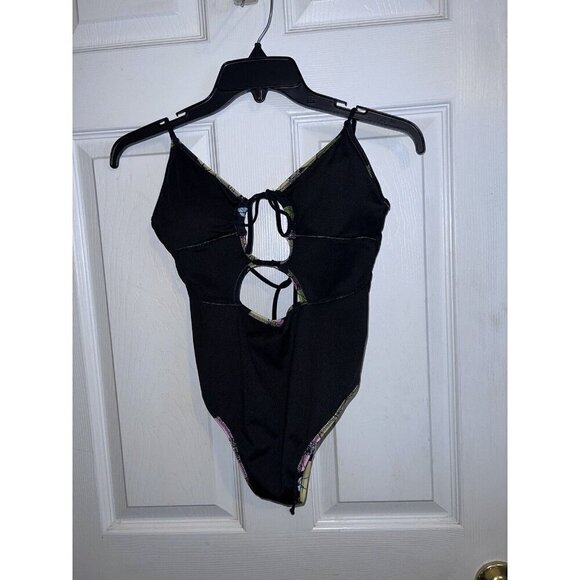 Victoria's Secret PINK Triangle Cut Floral One-Piece Swimsuit Sz S - Picture 9 of 16